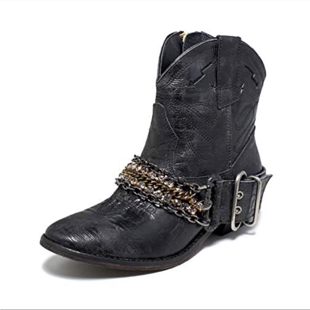 Steve Madden Brasko Leather Western Booties
